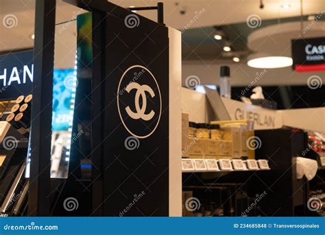 chanel store budapest hungary